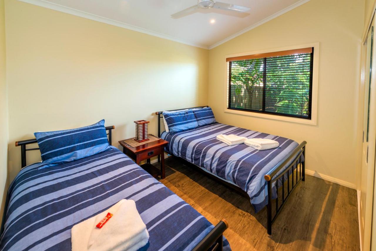 Safety Beach Bungalows Woolgoolga Eksteriør billede